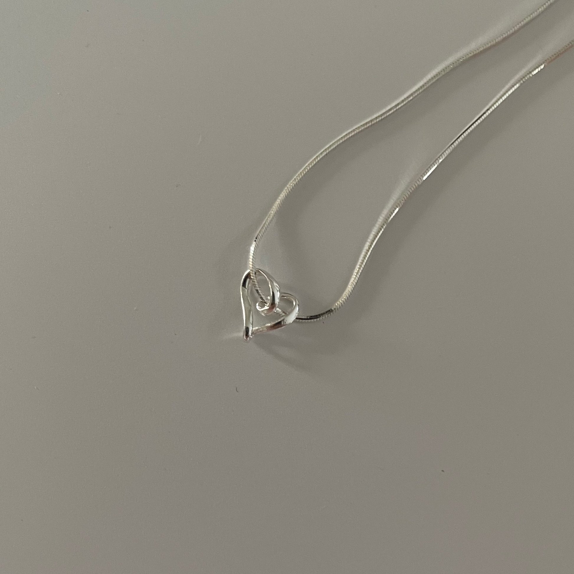 Heart-shaped silver snake bone necklace Fairysbox